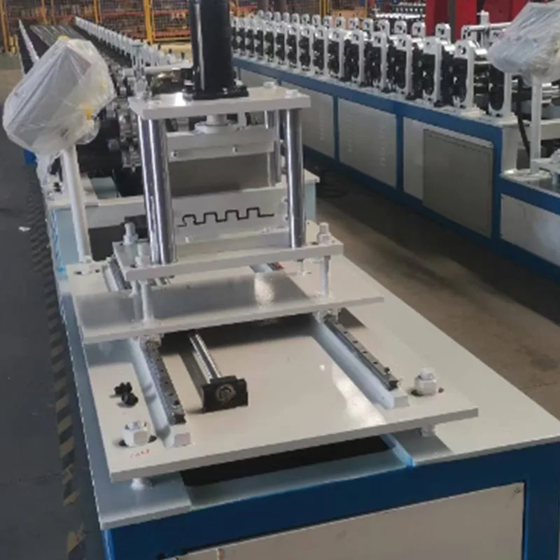 Servo Non-Stop Roll Forming Machine